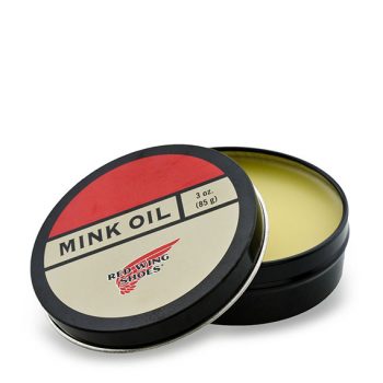 Alternative view of Red Wing Mink Oil