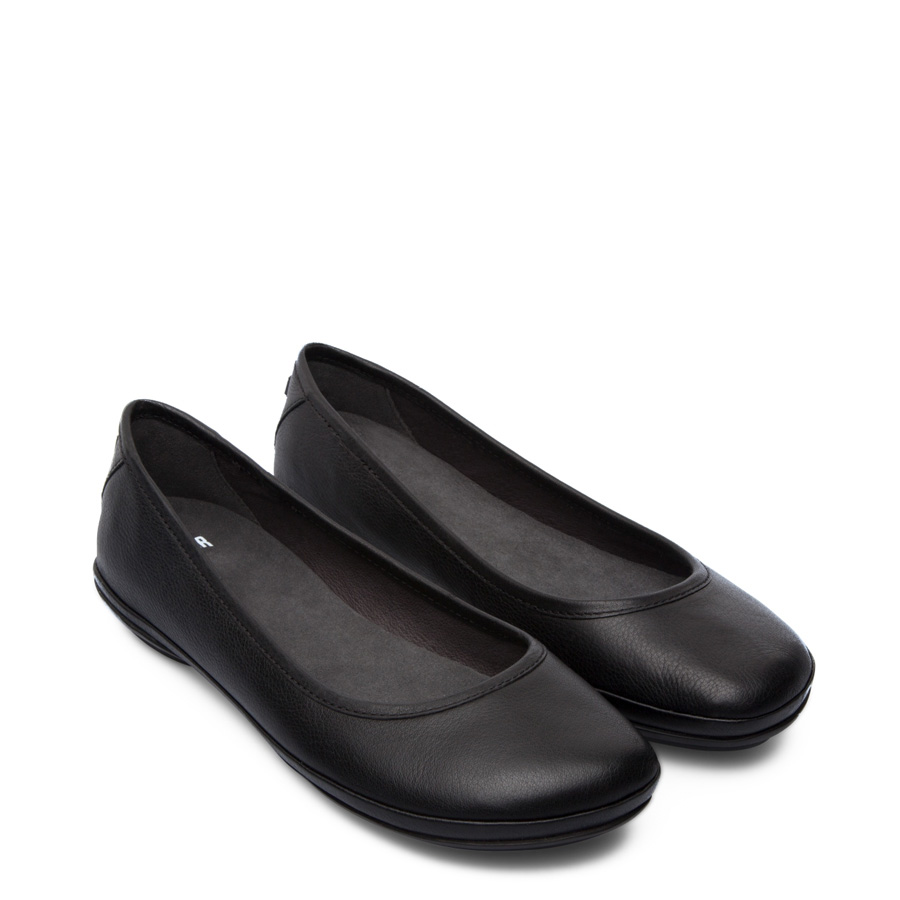 Camper Right Nina Black Women’s – Rowan Sky