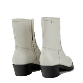 Alternative view of Camper Bonnie White Women's