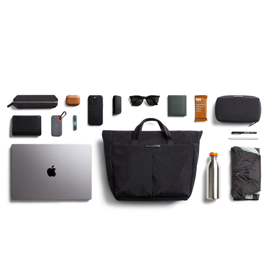 Bellroy Tokyo Messenger Bag 14L Black - Image 8